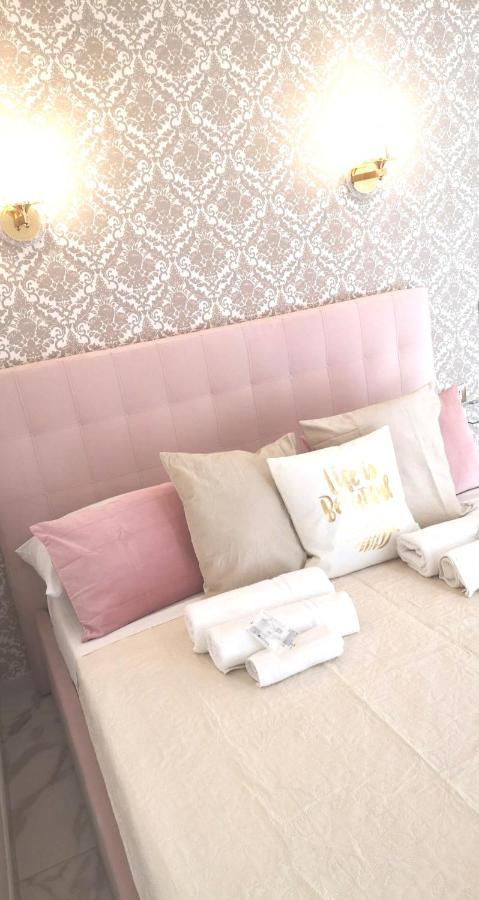 나폴리 Domus Leone Tre B&B 외부 사진