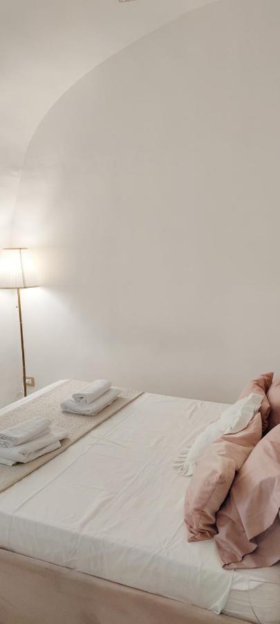 나폴리 Domus Leone Tre B&B 외부 사진